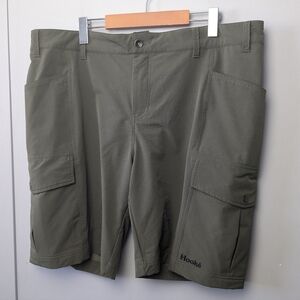 Men's Olive Cargo Shorts
